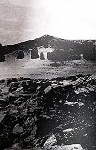 Pillar Tombs Of Aku - IV
